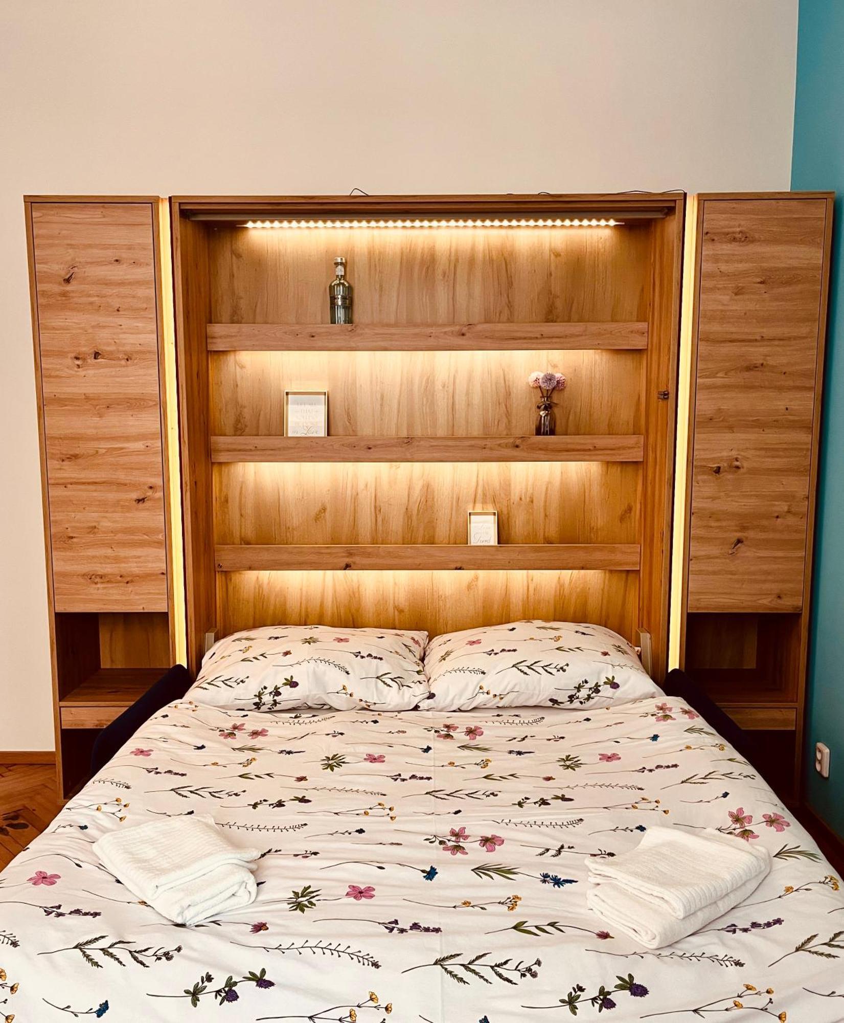Moderni Apartman Na Hluboke V Praze - Idealni Pro 4 Prague Ngoại thất bức ảnh